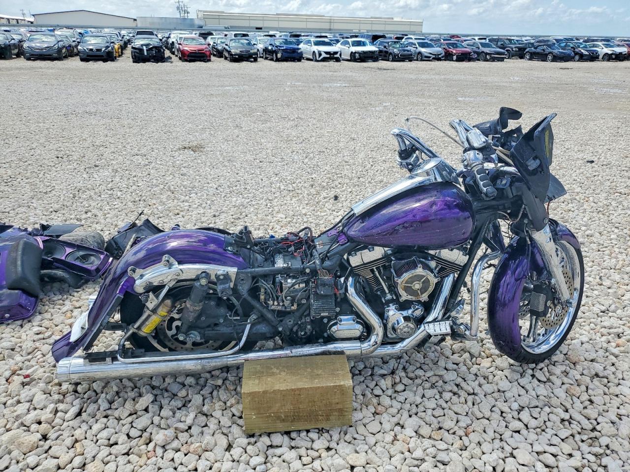 2012 HARLEY-DAVIDSON FLTRX