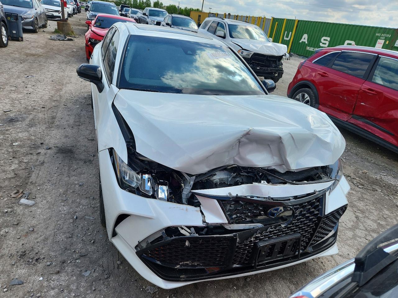 2022 TOYOTA Avalon