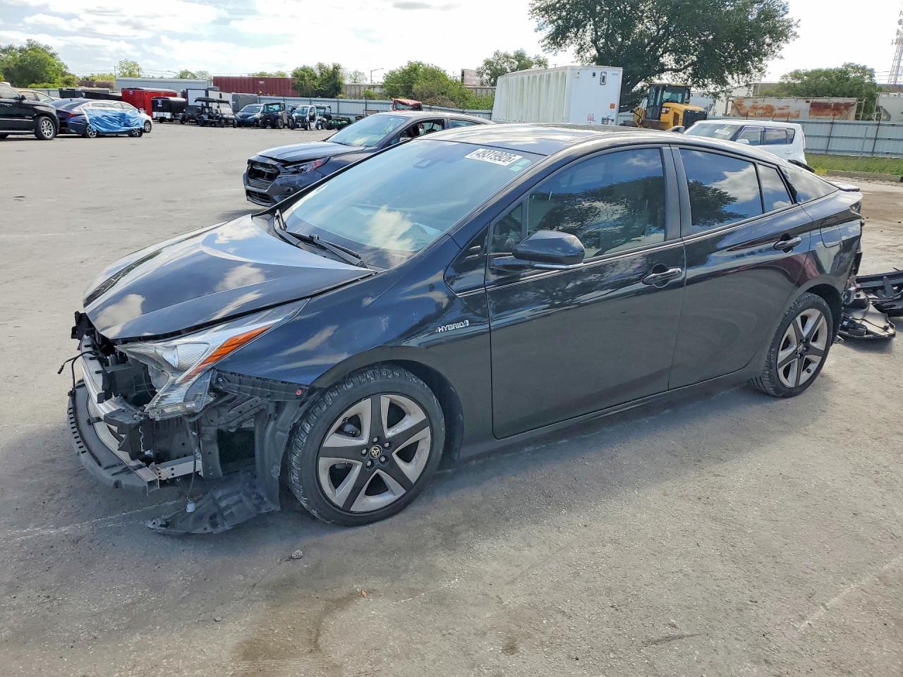 2017 TOYOTA PRIUS