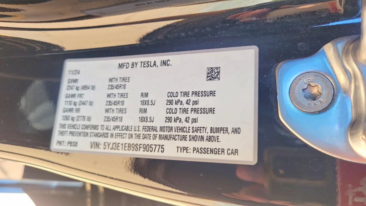 2025 TESLA MODEL 3