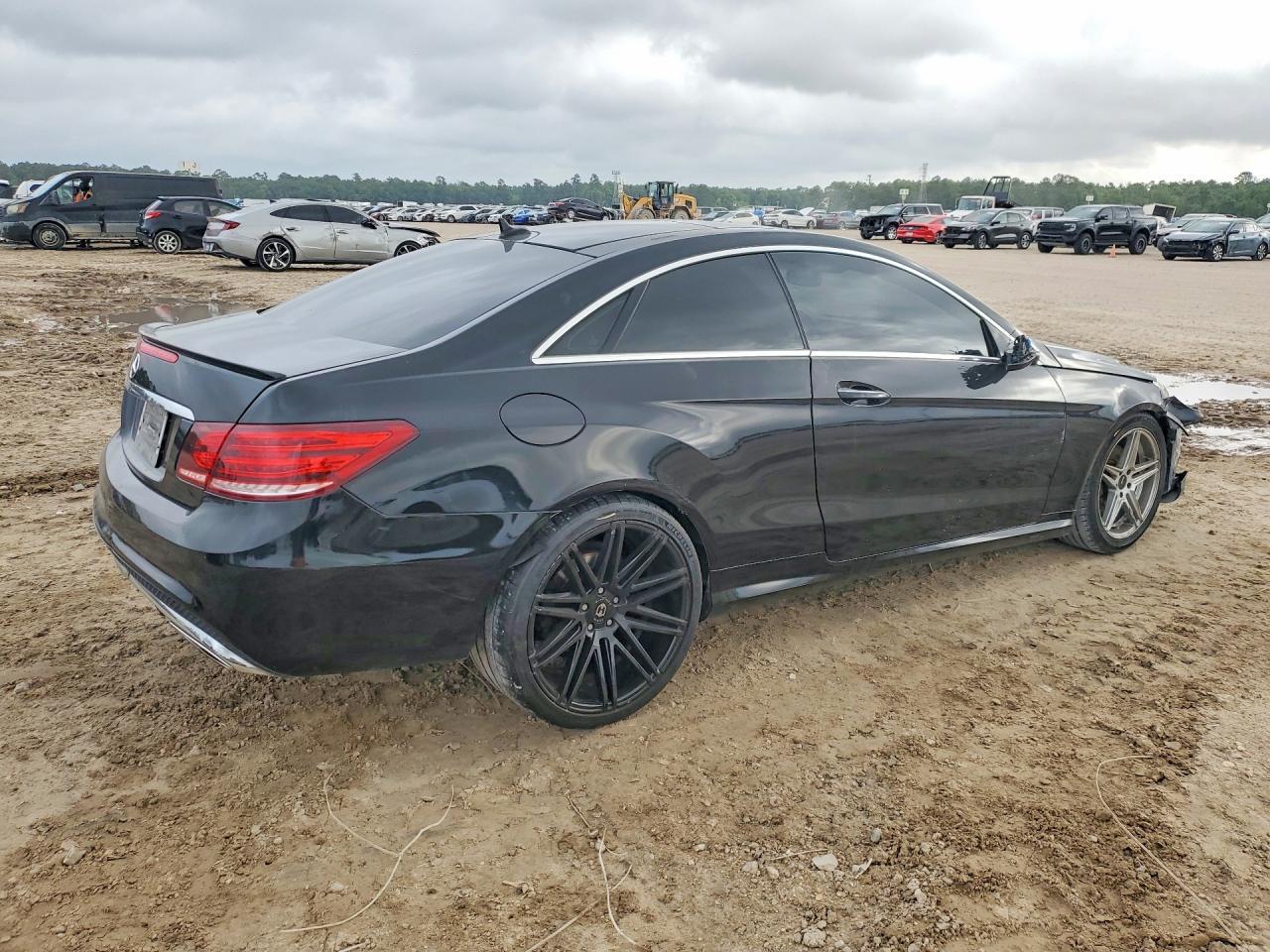 2017 MERCEDES-BENZ E-Class