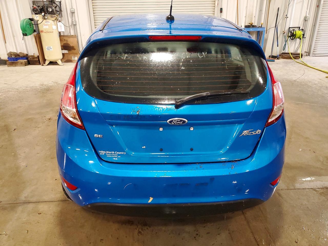 2016 FORD Fiesta