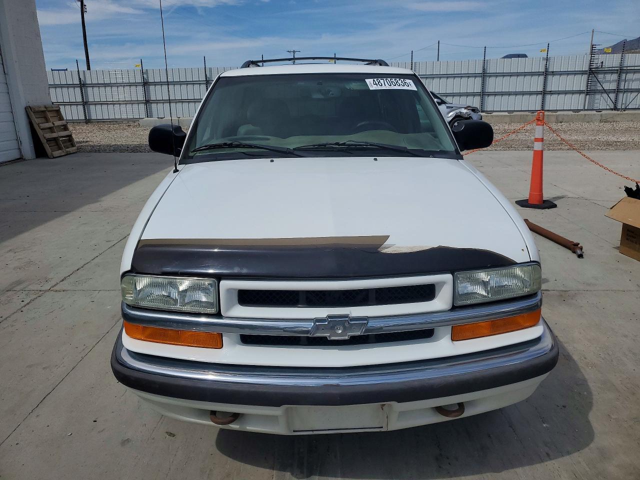 2001 CHEVROLET BLAZER