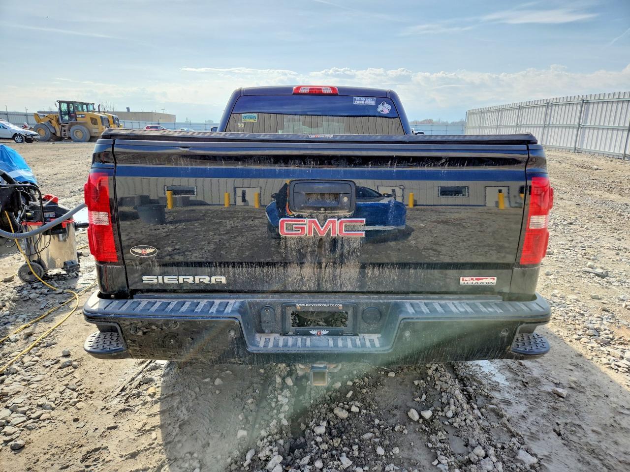 2015 GMC Sierra