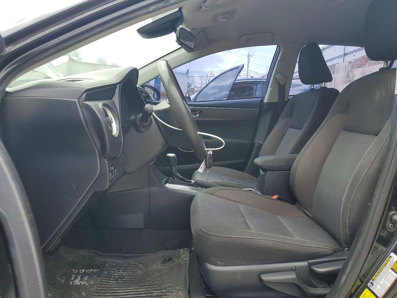 2017 TOYOTA COROLLA