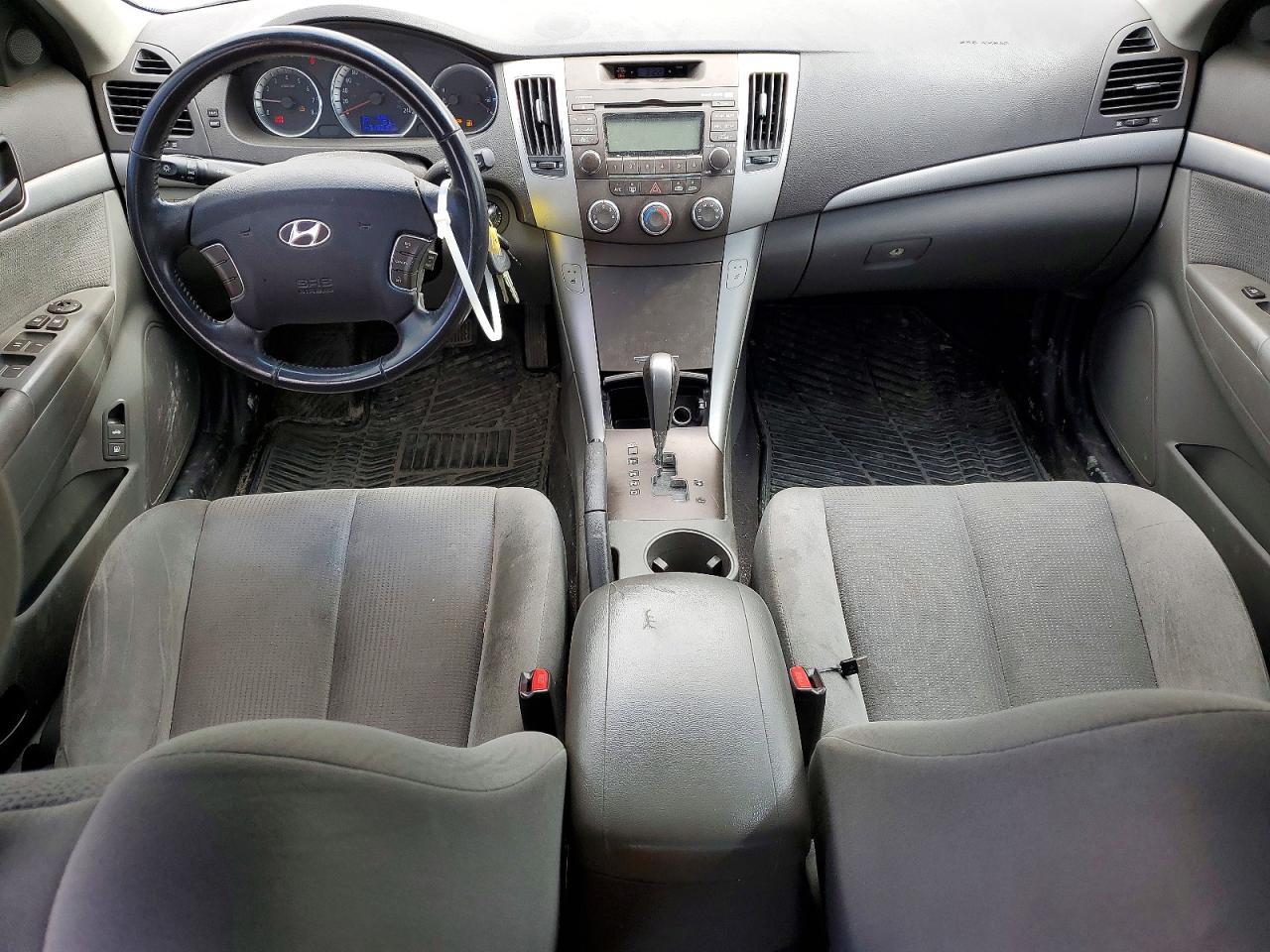 2010 HYUNDAI SONATA