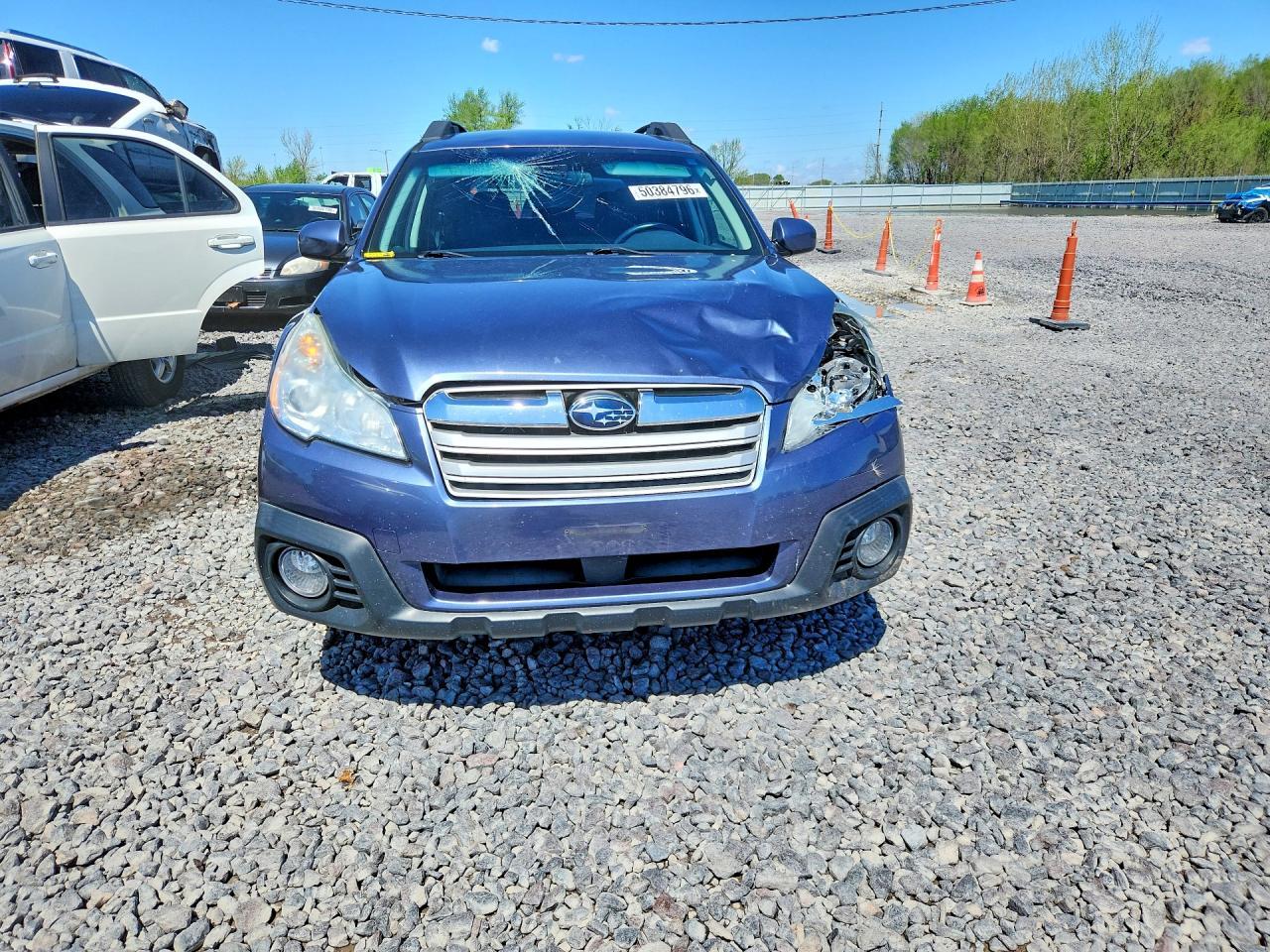 2014 SUBARU Outback
