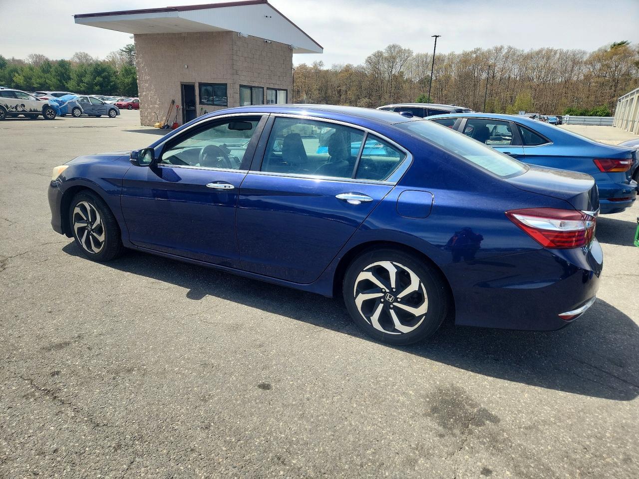 2016 HONDA ACCORD