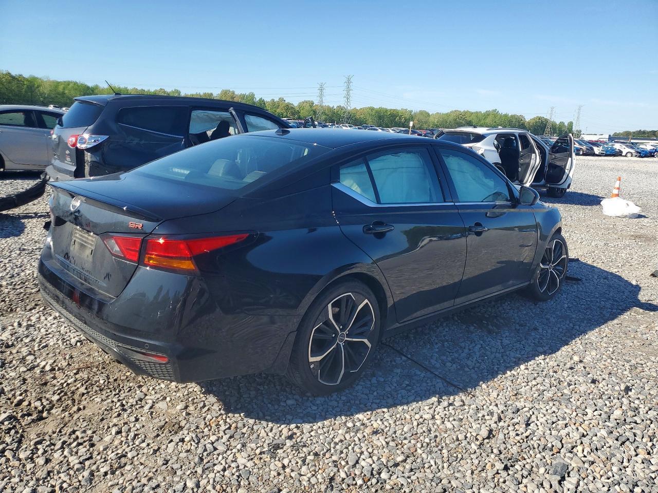 2024 NISSAN ALTIMA