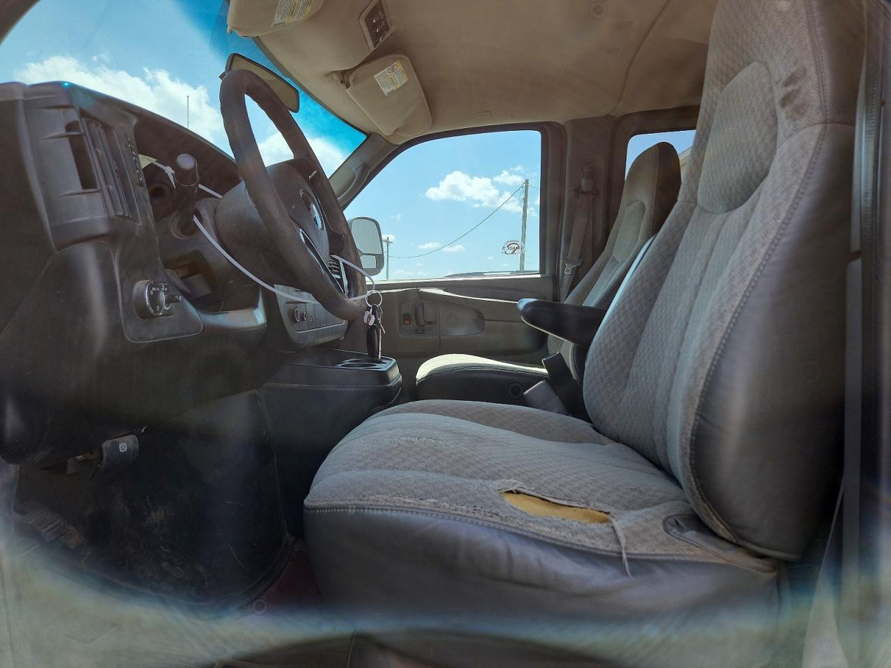 2009 CHEVROLET EXPRESS 2500