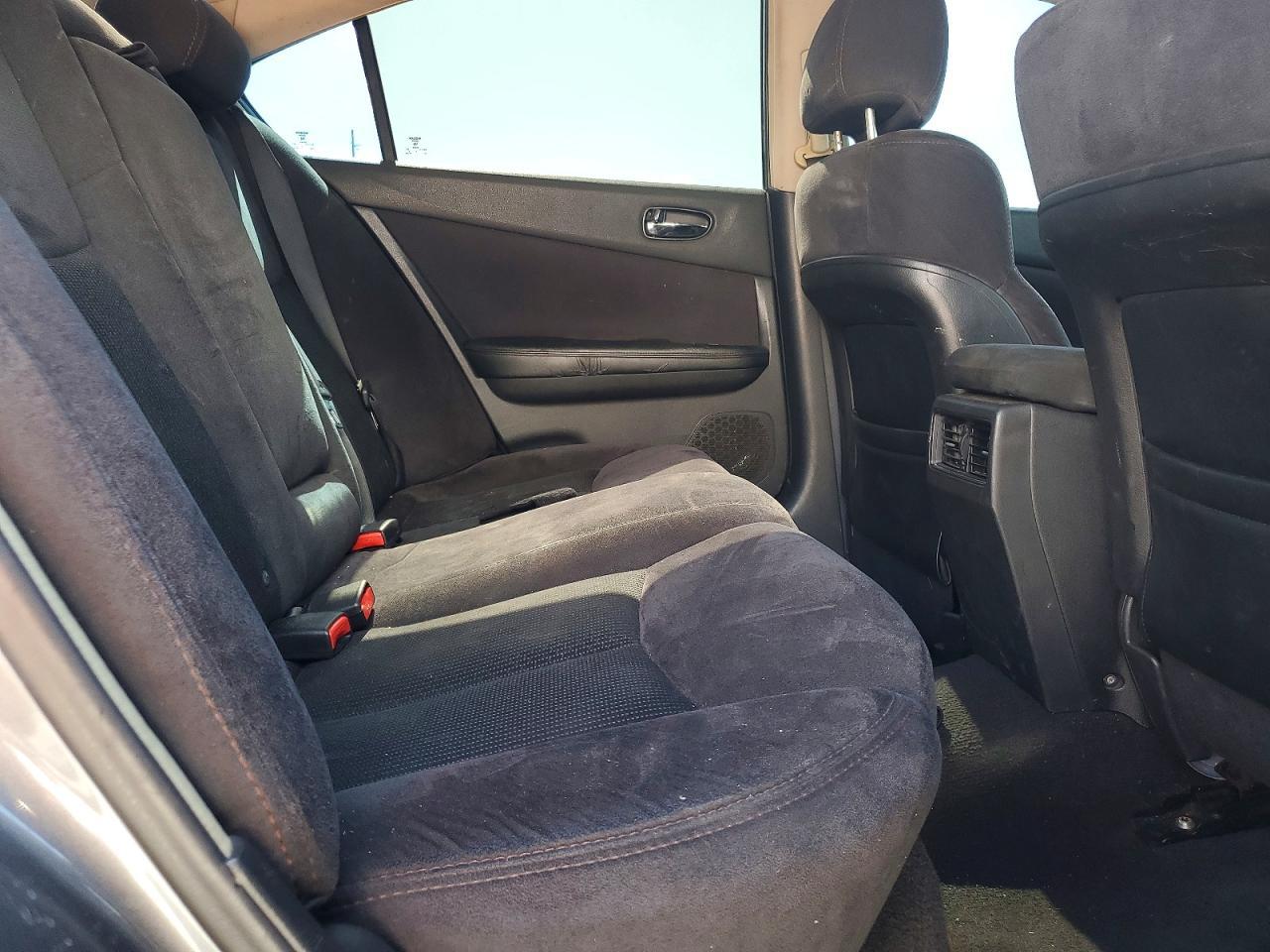 2014 NISSAN Maxima