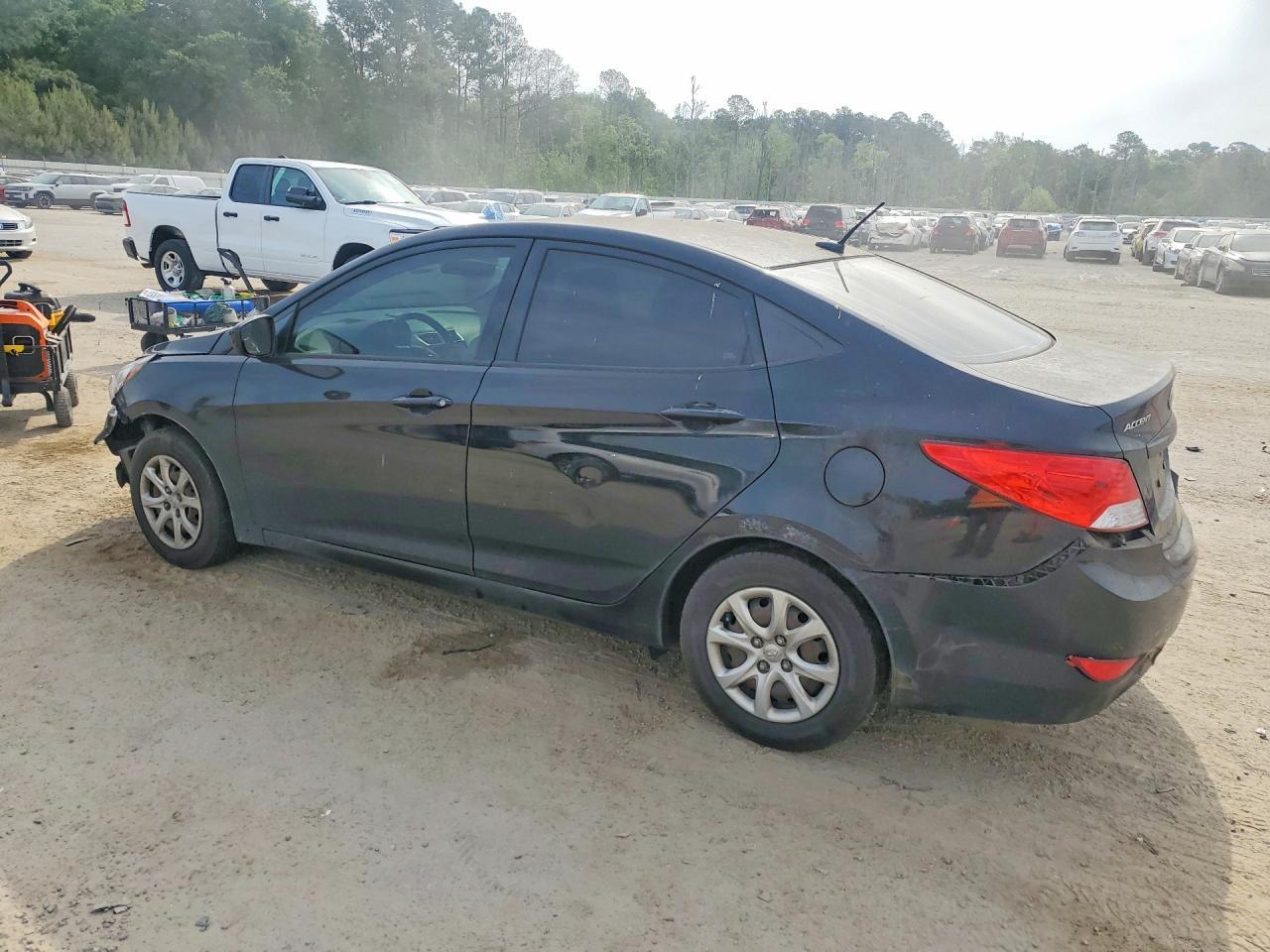 2014 HYUNDAI ACCENT