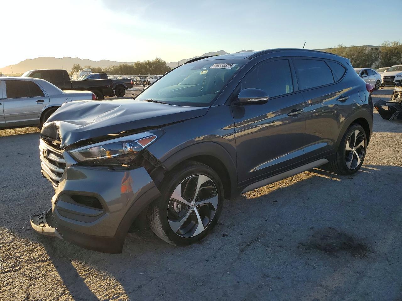 2017 HYUNDAI TUCSON