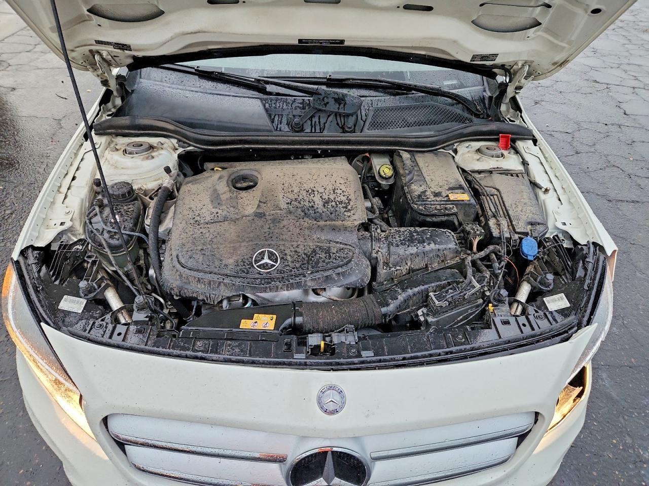 2015 MERCEDES-BENZ GLA-Class
