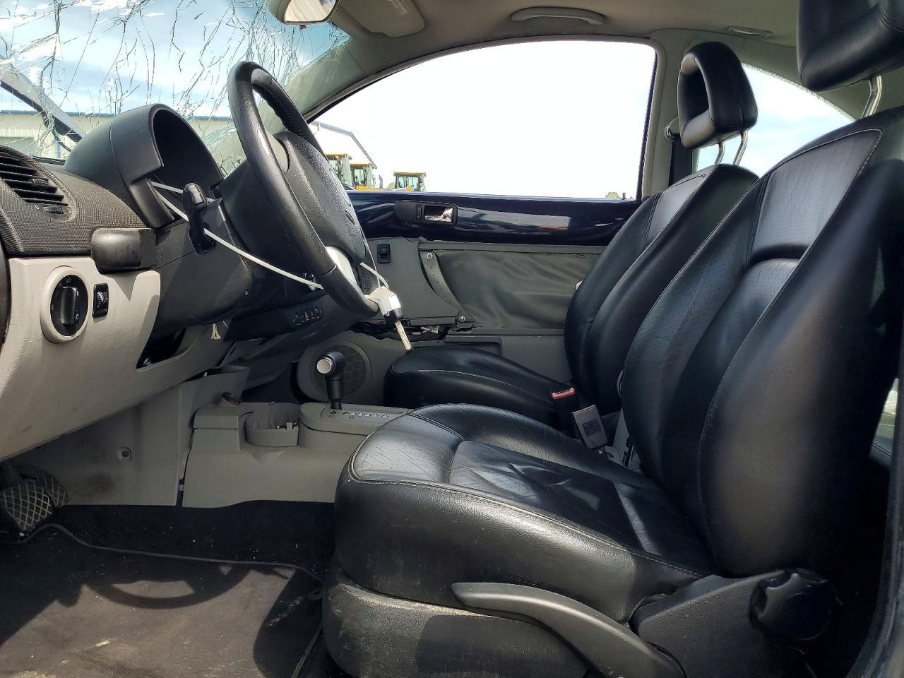 2001 VOLKSWAGEN Beetle