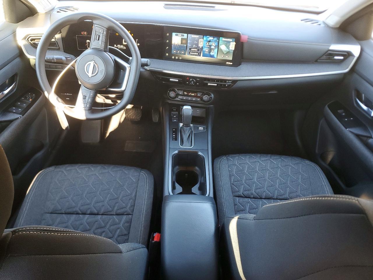 2026 NISSAN KICKS