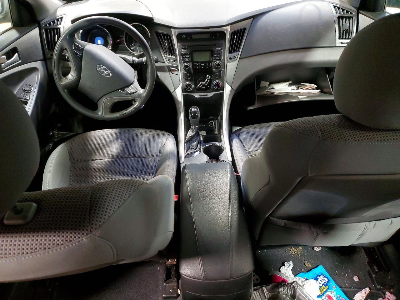 2011 HYUNDAI SONATA