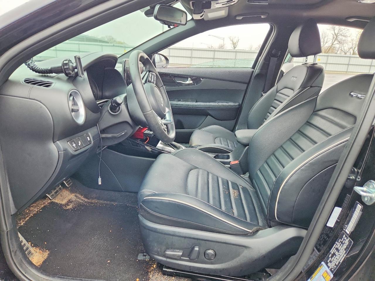 2024 KIA FORTE
