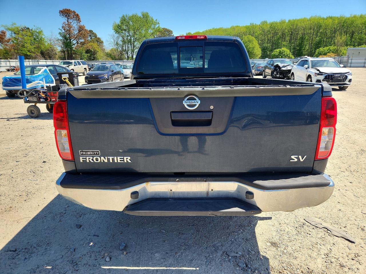 2017 NISSAN Frontier