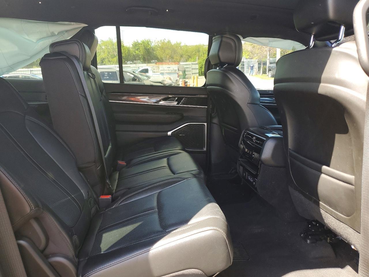 2024 JEEP Wagoneer