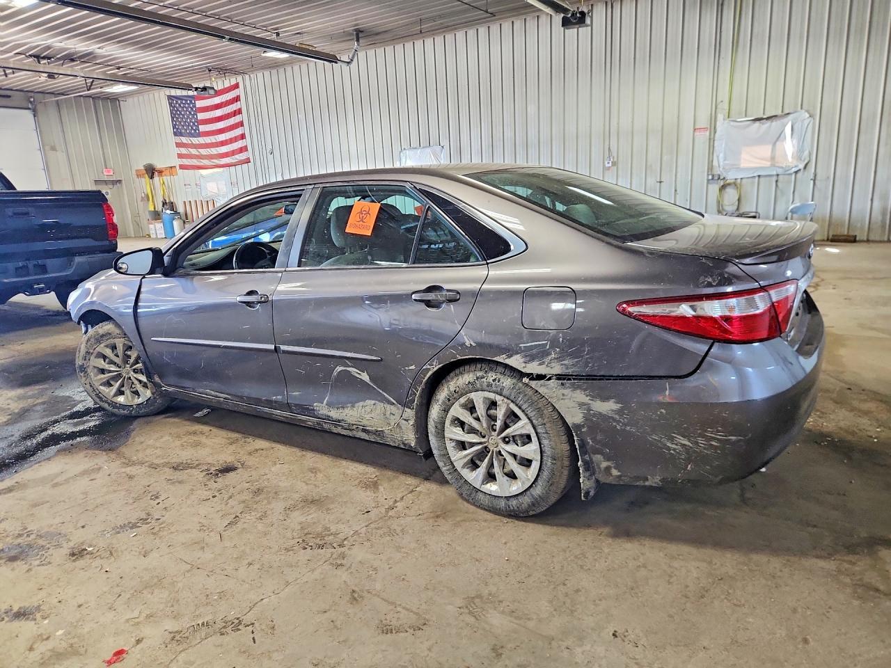 2015 TOYOTA CAMRY