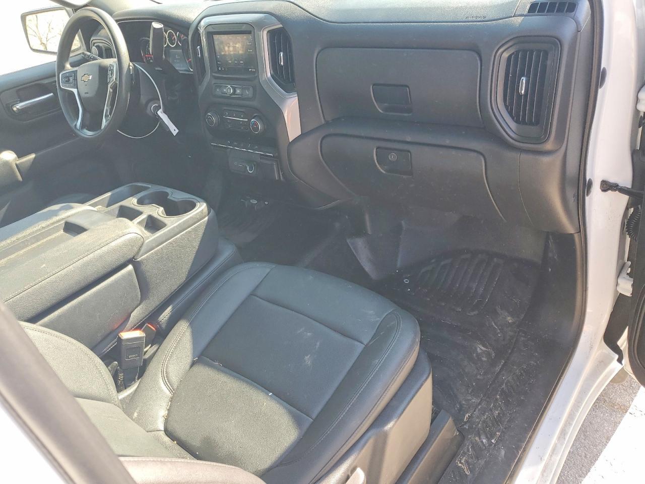 2021 CHEVROLET Silverado
