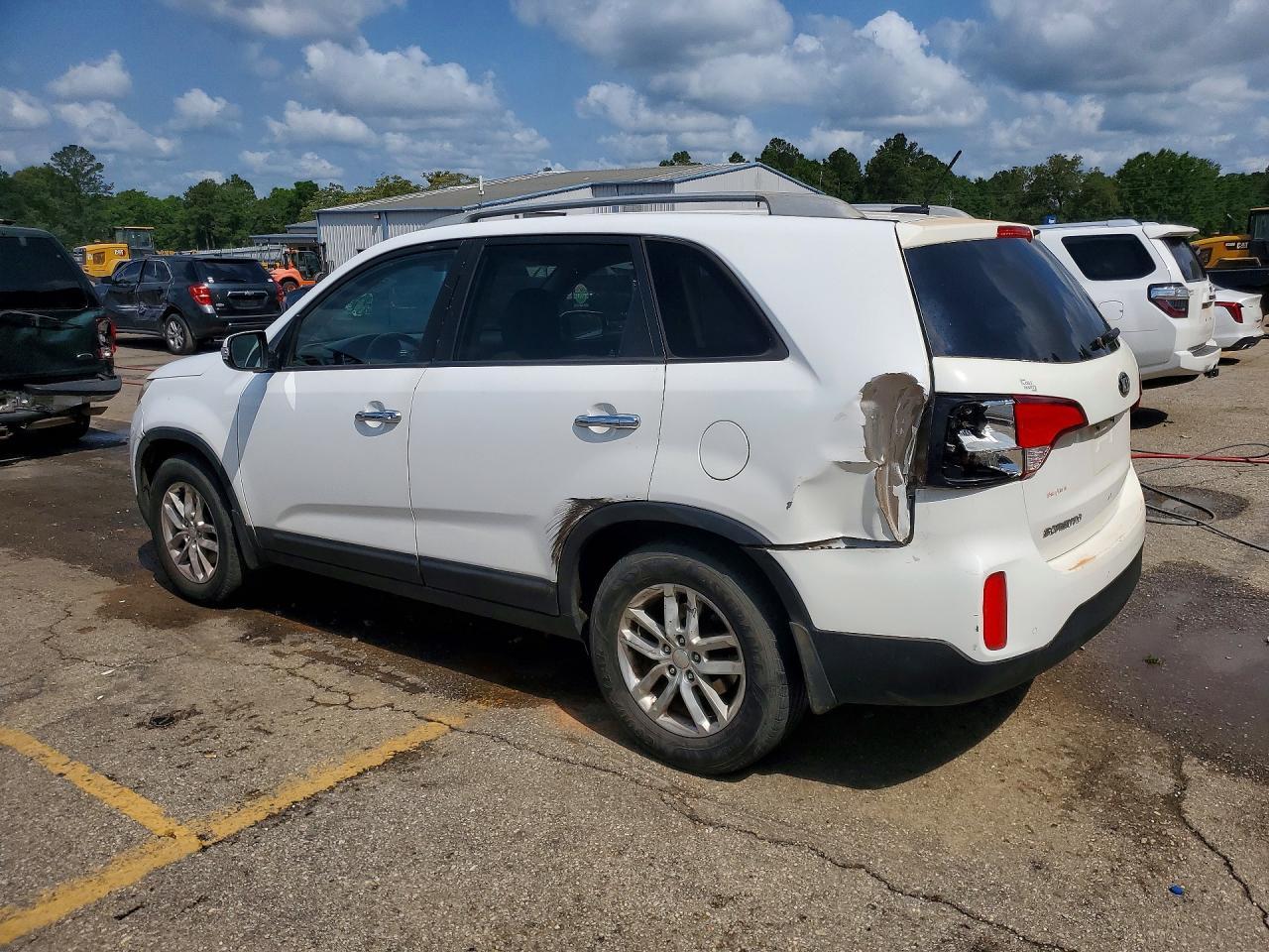 2015 KIA SORENTO
