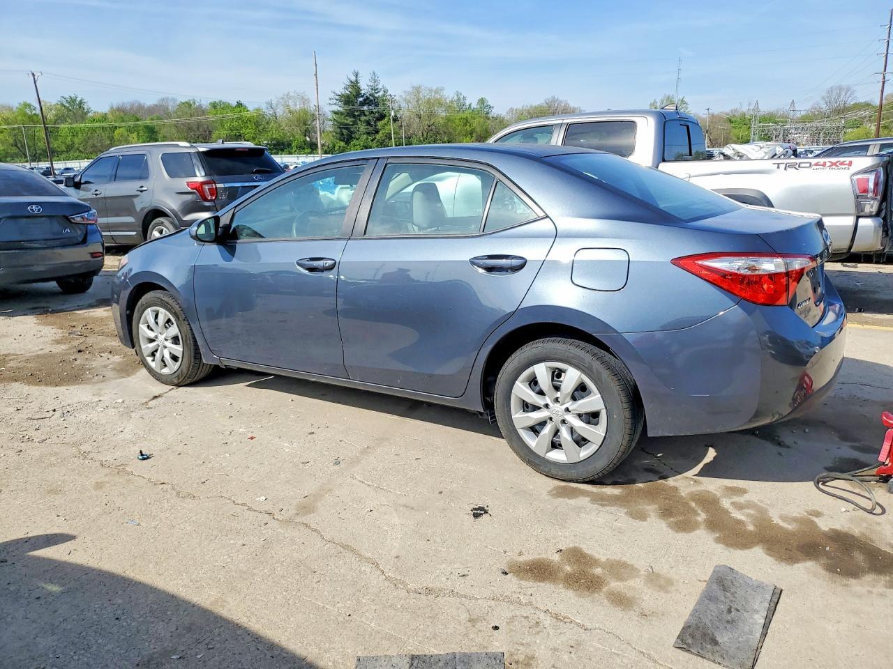 2015 TOYOTA COROLLA