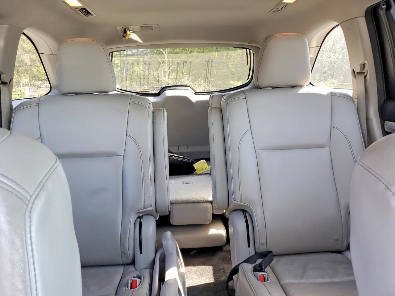 2014 TOYOTA HIGHLANDER