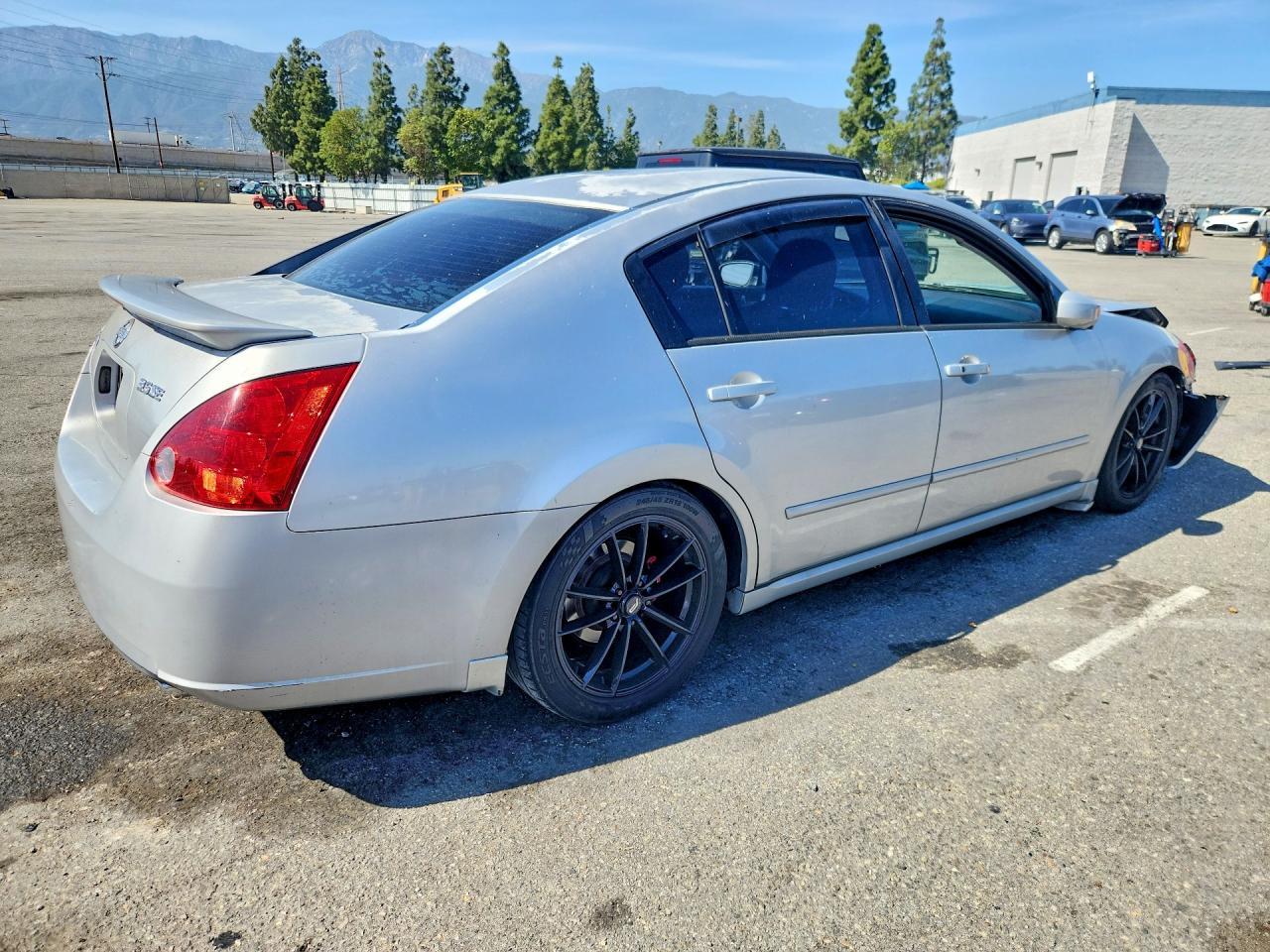 2008 NISSAN Maxima