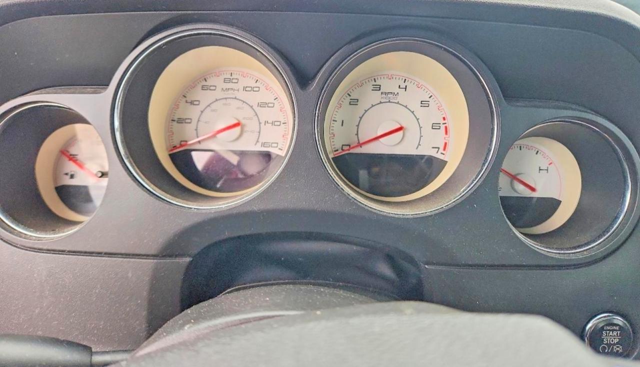2013 DODGE Challenger
