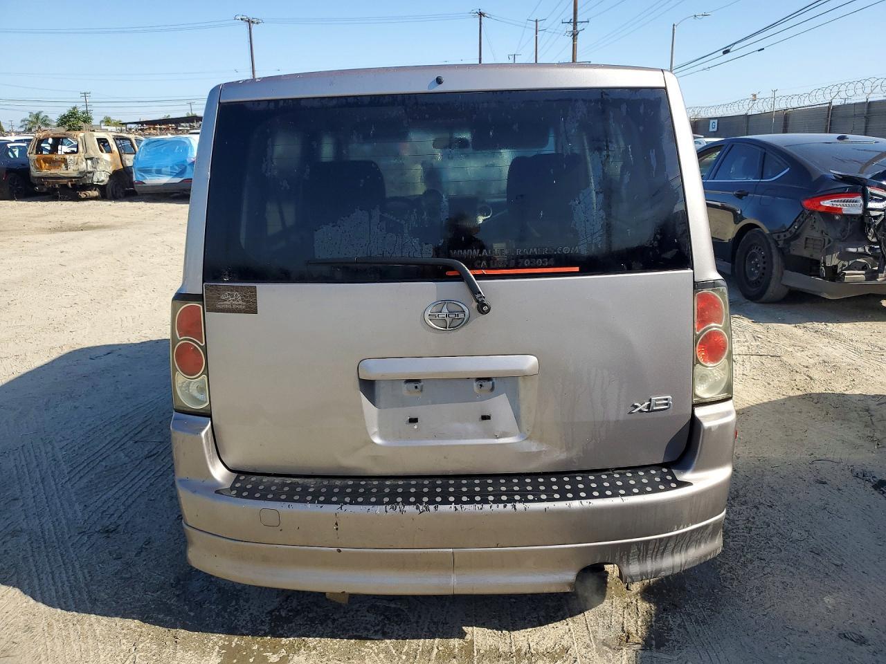 2005 TOYOTA SCION
