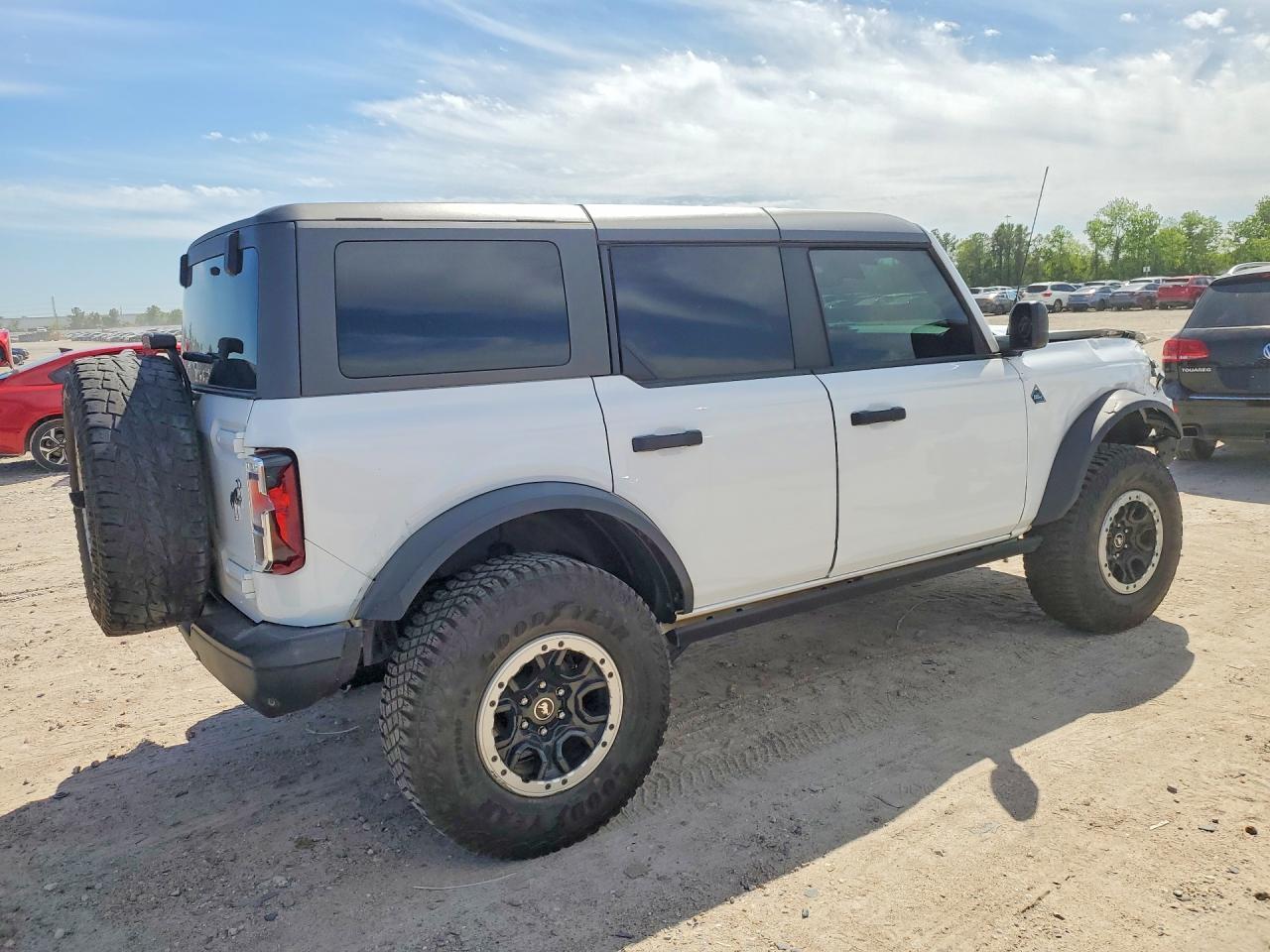 2024 FORD Bronco