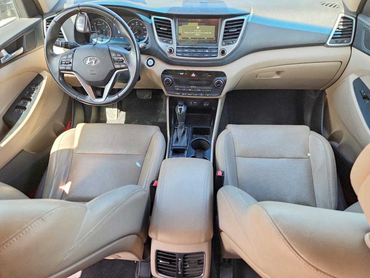 2016 HYUNDAI TUCSON