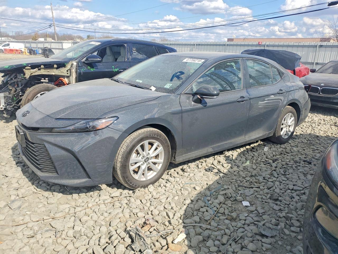 2025 TOYOTA CAMRY