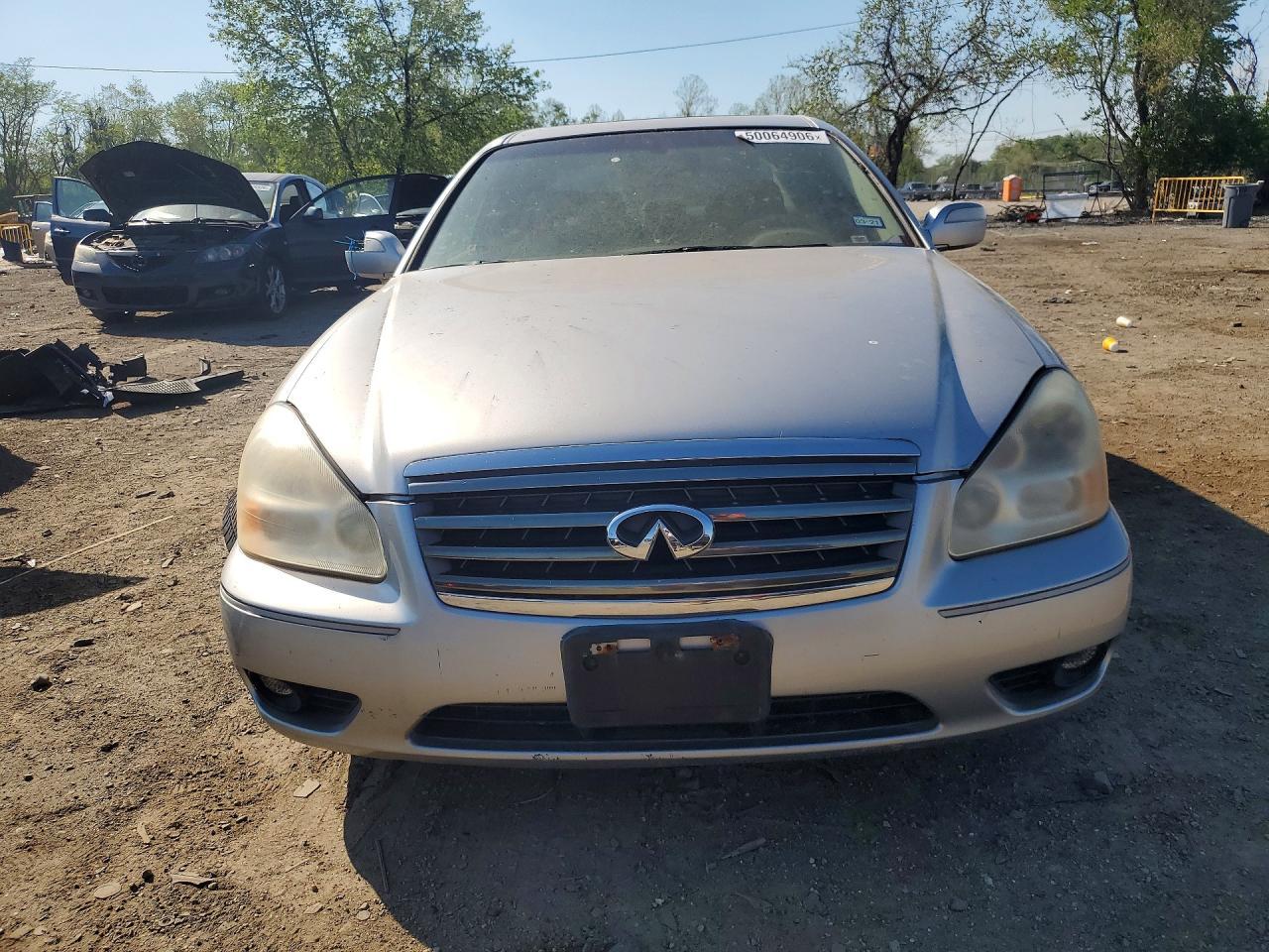 2005 INFINITI Q45