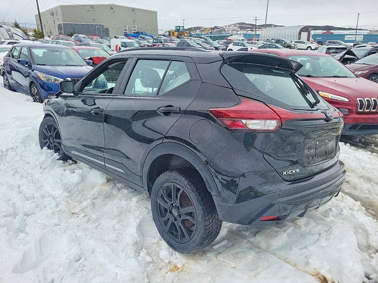 2022 NISSAN KICKS