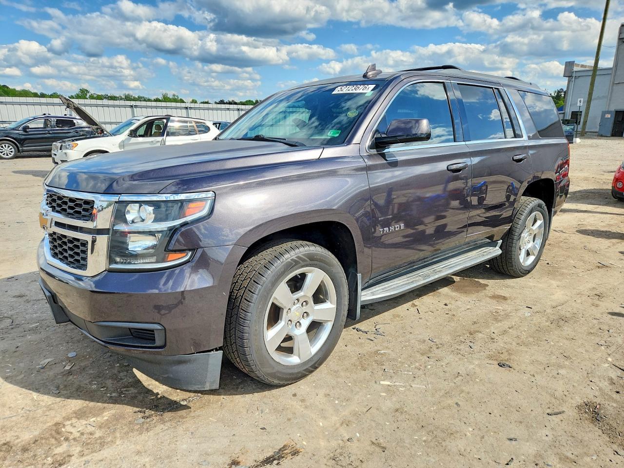 2016 CHEVROLET Tahoe