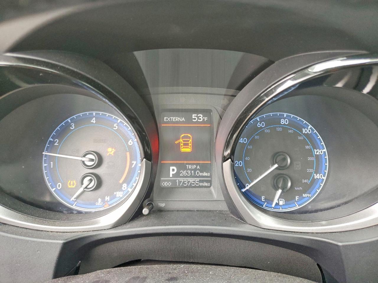 2015 TOYOTA COROLLA