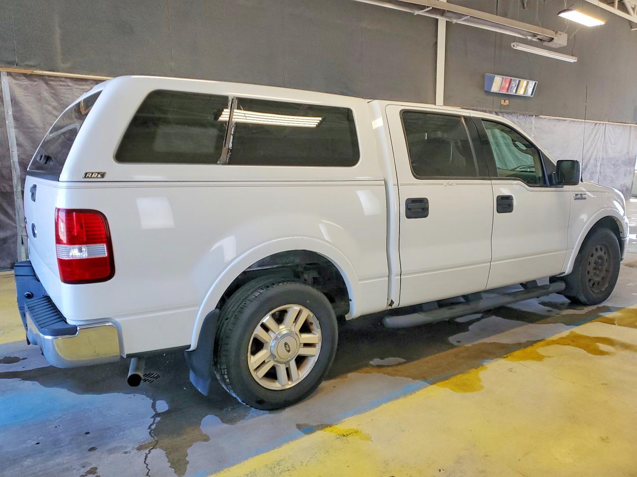 2004 FORD F-150 Lightning