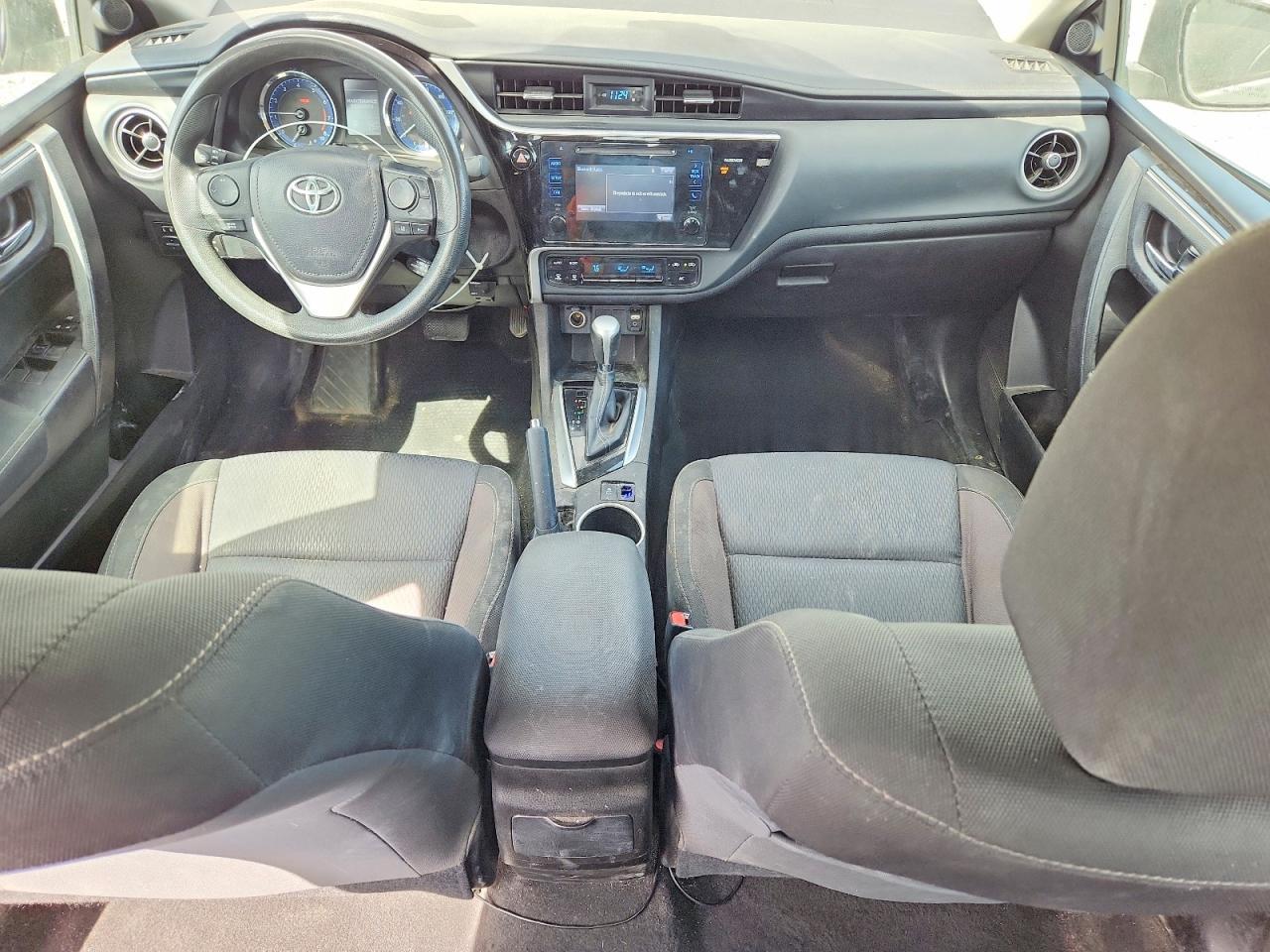 2017 TOYOTA COROLLA