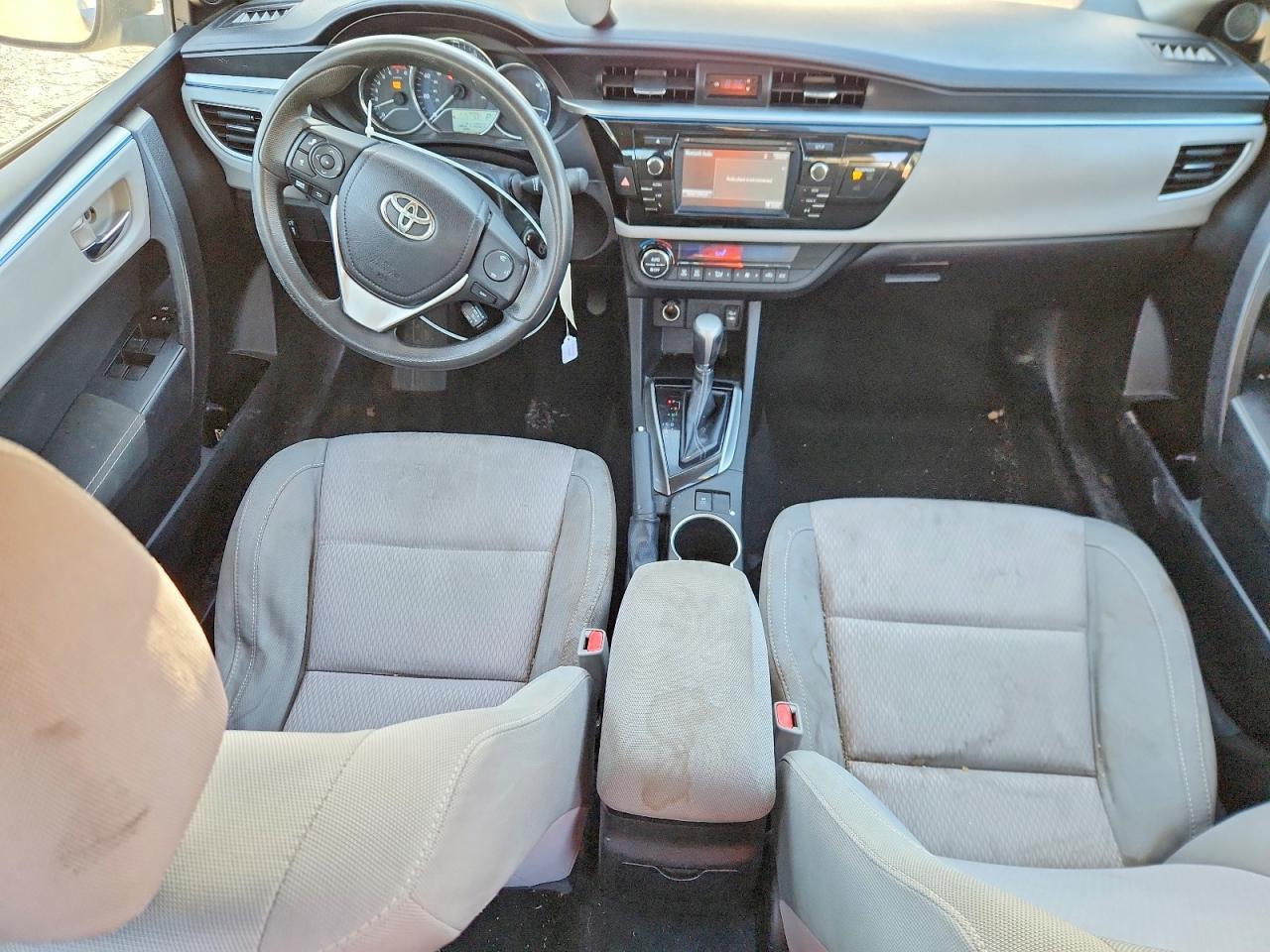 2015 TOYOTA COROLLA