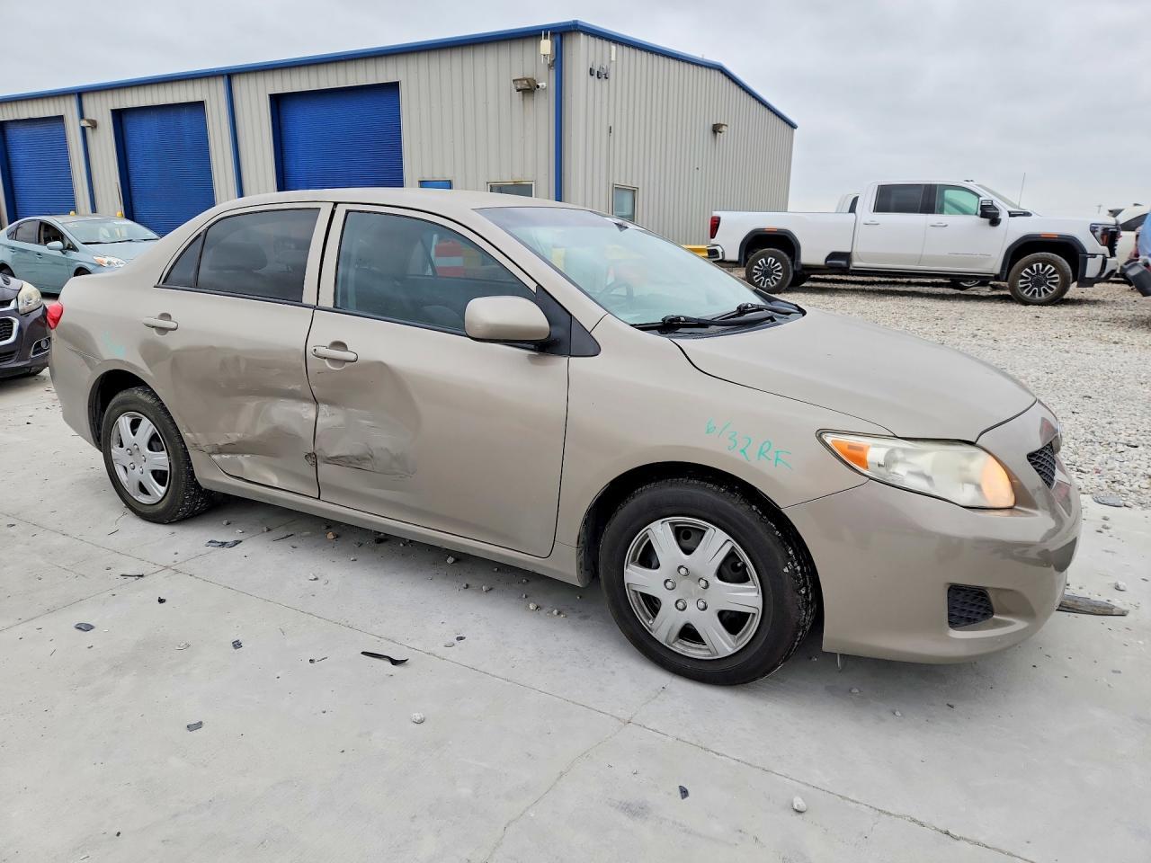 2010 TOYOTA COROLLA