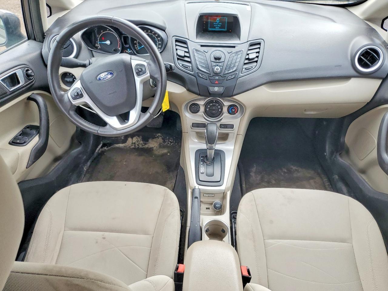 2015 FORD Fiesta
