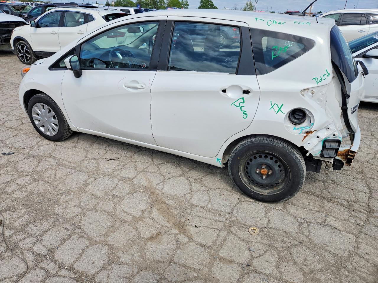 2017 NISSAN Versa Note