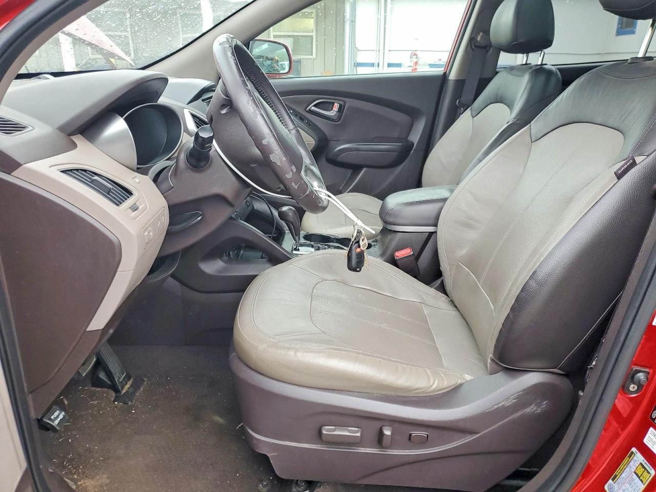 2011 HYUNDAI TUCSON