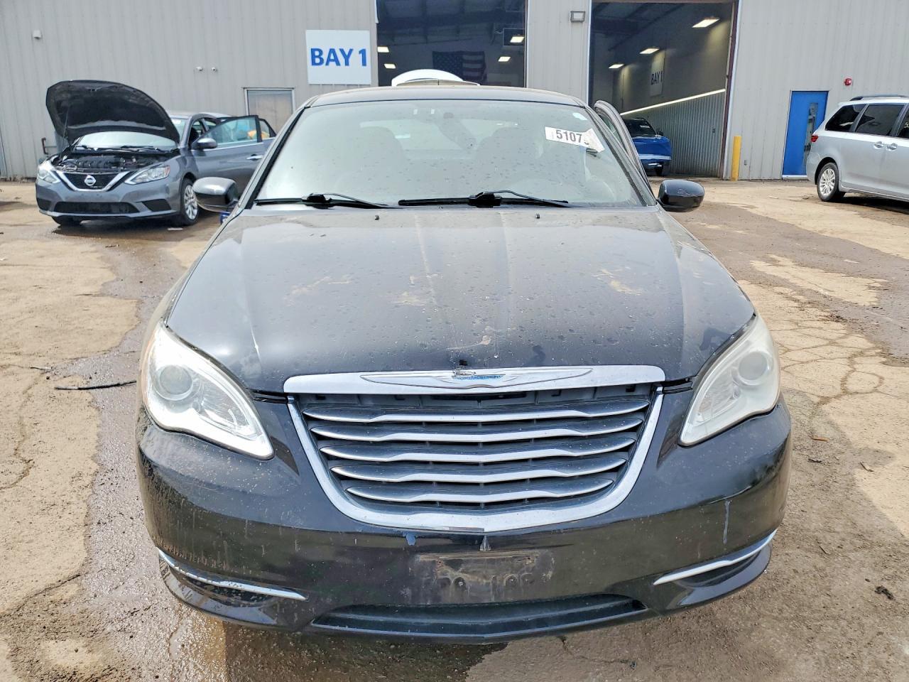 2013 CHRYSLER 200