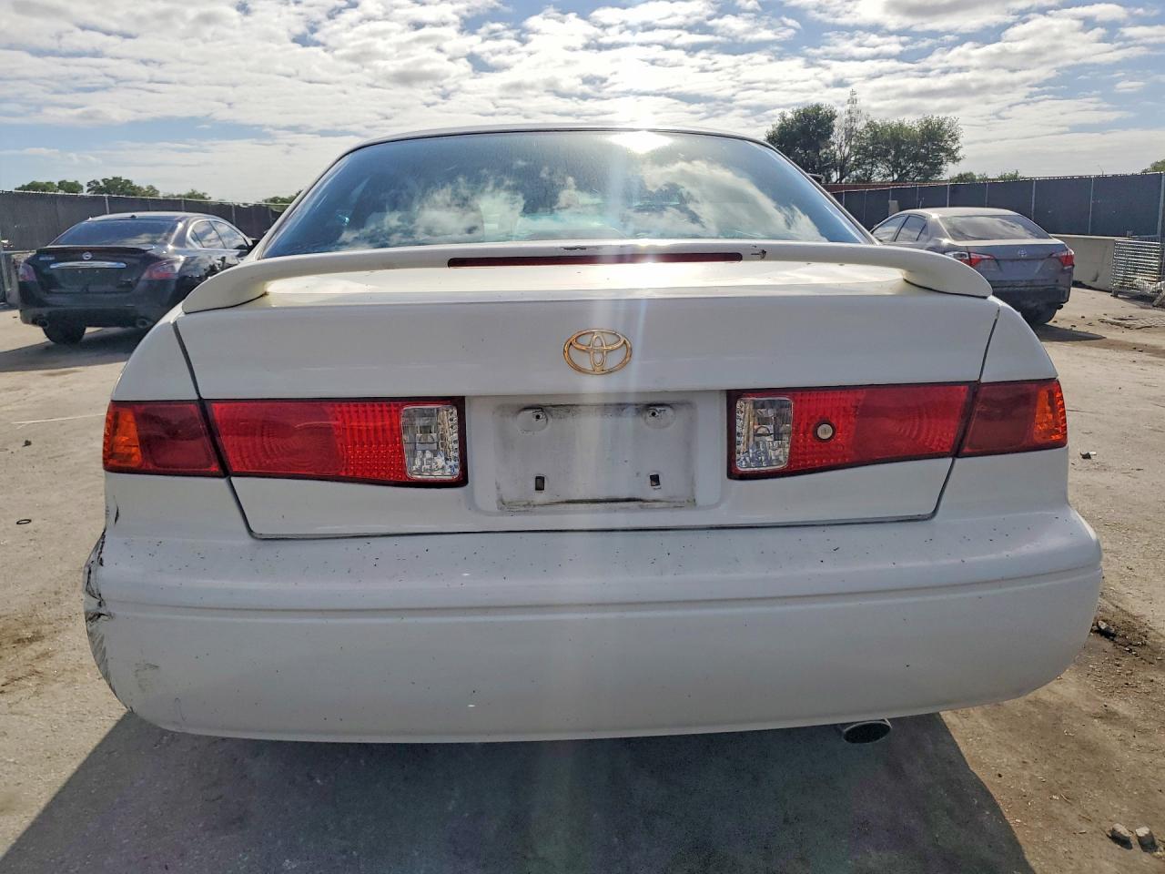 2001 TOYOTA CAMRY