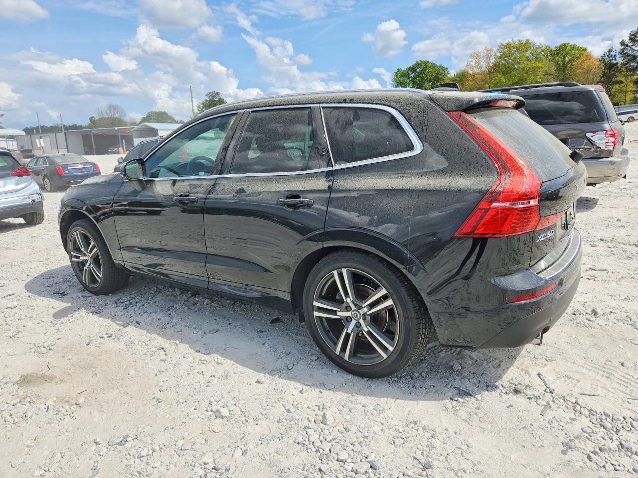 2019 VOLVO XC60