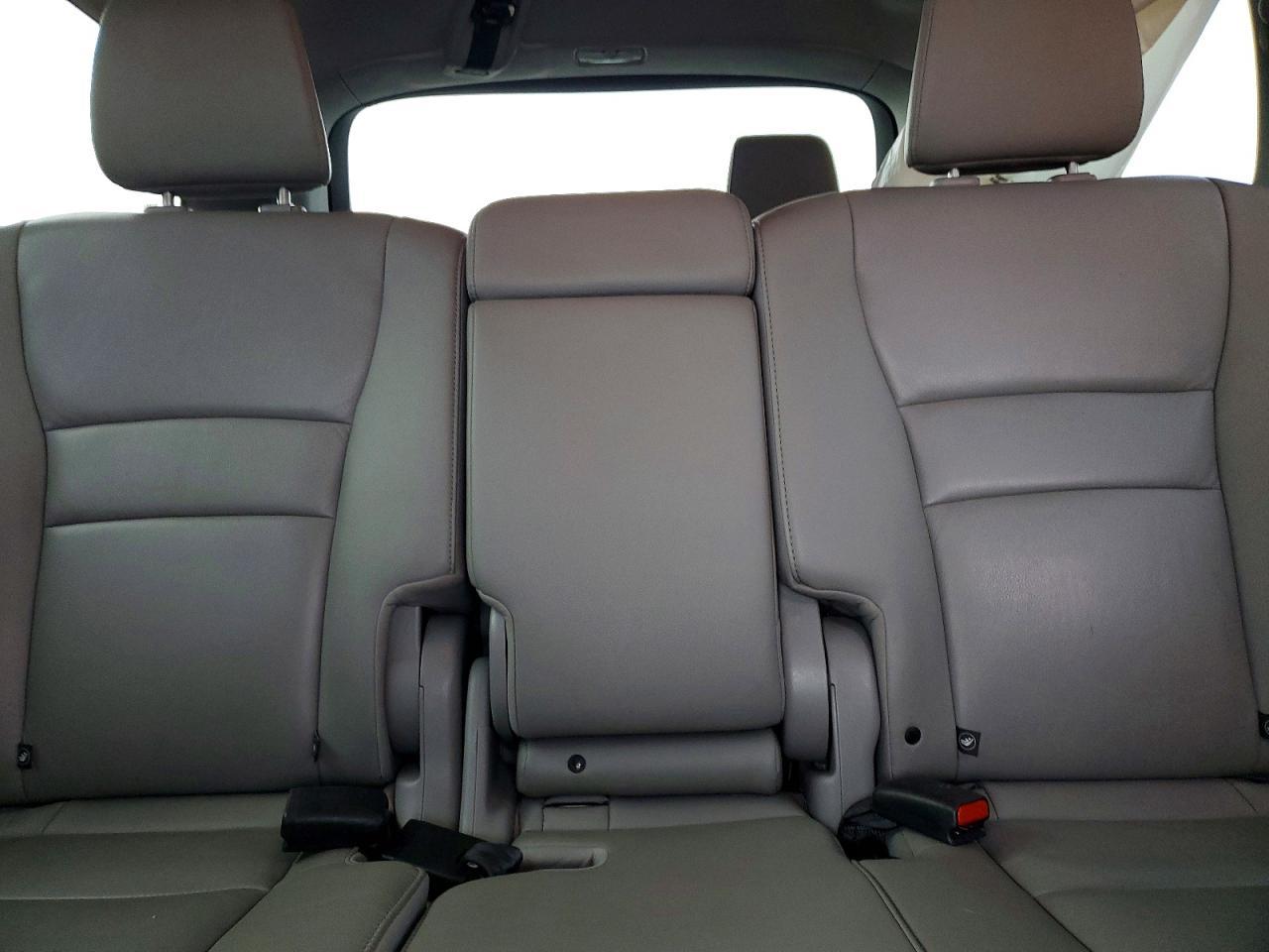 2016 HONDA PILOT